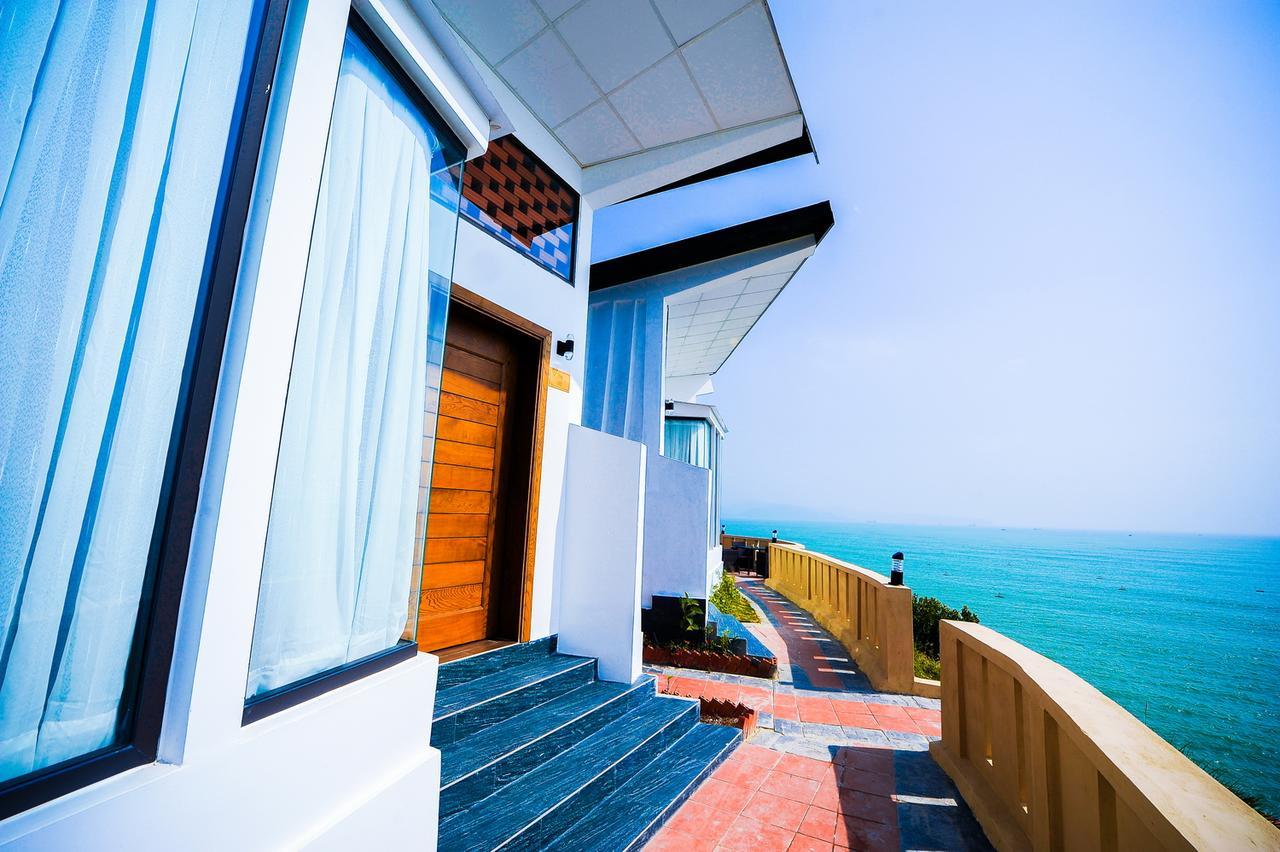 Aurora Villas And Resort Quy Nhon Esterno foto