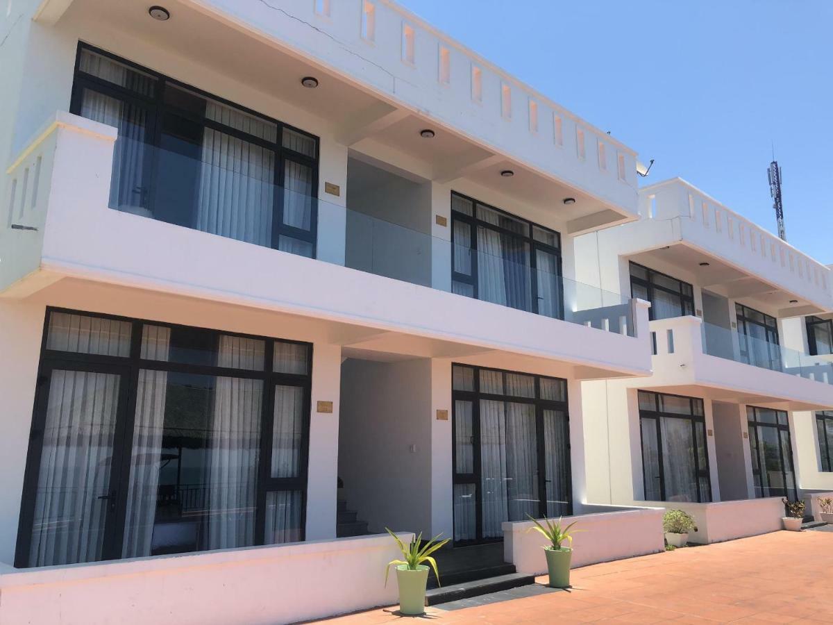 Aurora Villas And Resort Quy Nhon Esterno foto