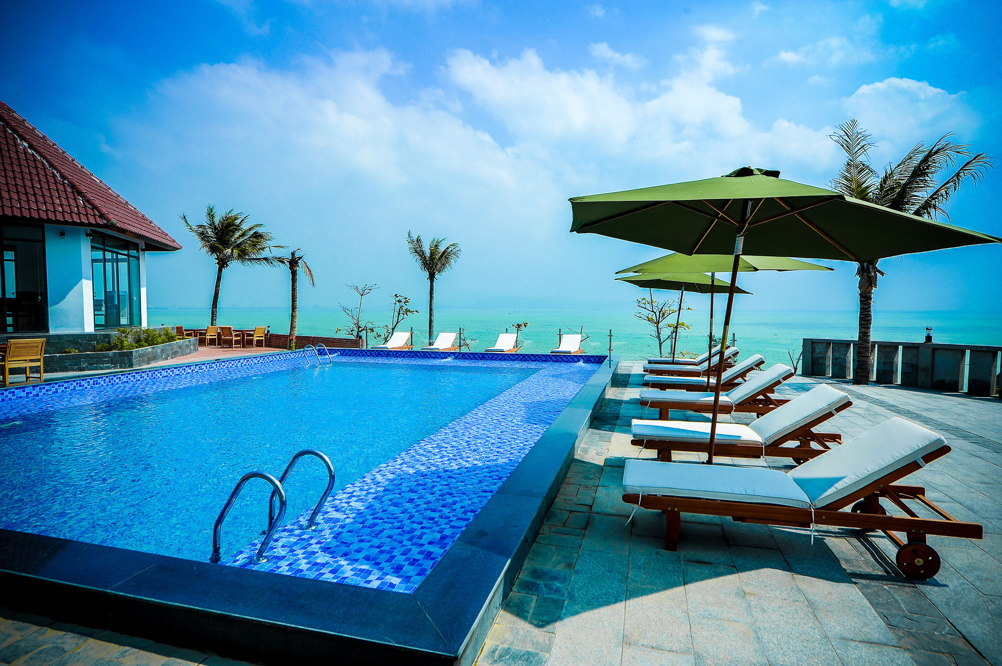Aurora Villas And Resort Quy Nhon Esterno foto