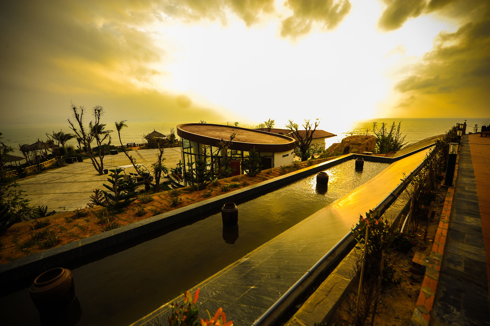 Aurora Villas And Resort Quy Nhon Esterno foto