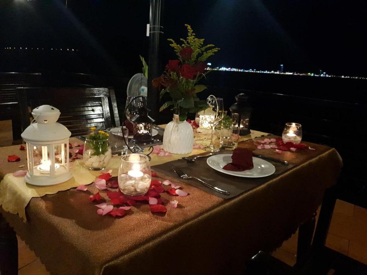 Aurora Villas And Resort Quy Nhon Esterno foto