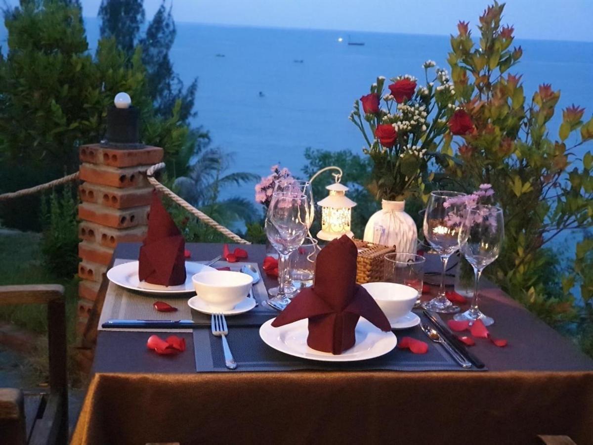 Aurora Villas And Resort Quy Nhon Esterno foto